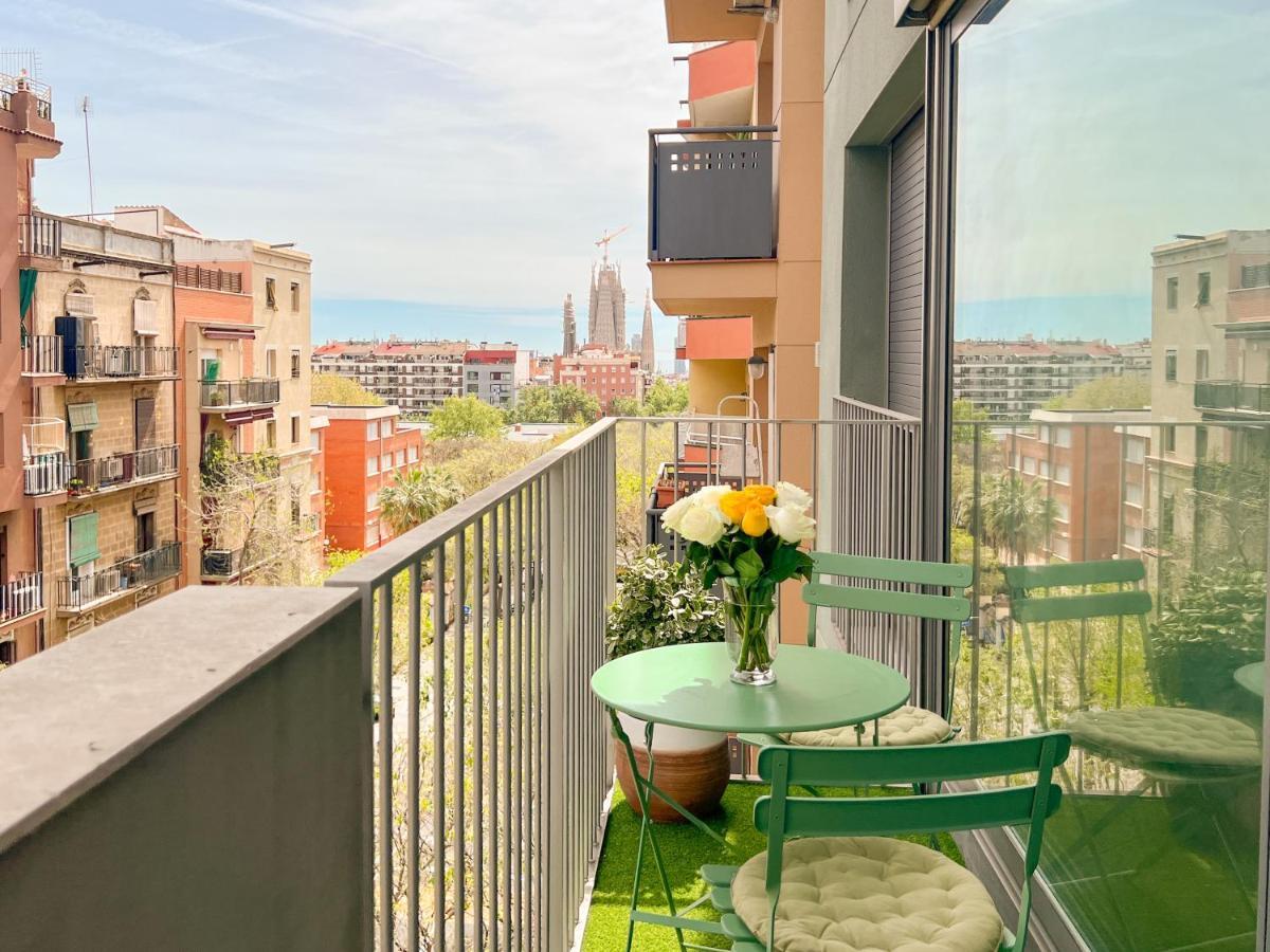 Barcelona Sagrada Familia Experience Apartment Bagian luar foto